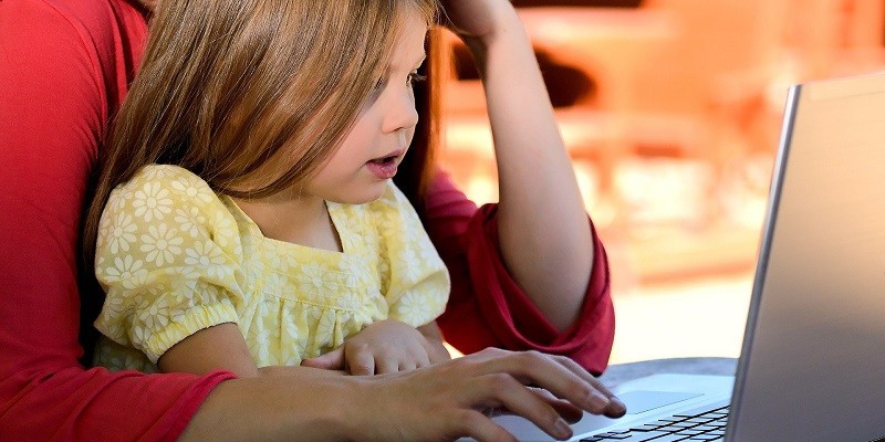 7 Tips for Parents Whose Kids Are Learning Remotely screenshot