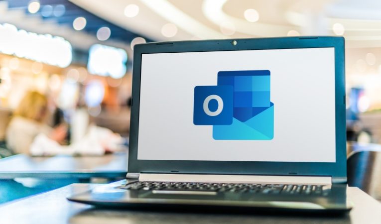 Cómo desinstalar Microsoft Outlook